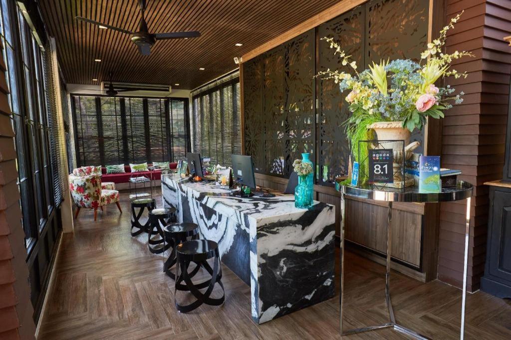 Lumphawa Amphawa Resort Samut Songkhram Exterior foto